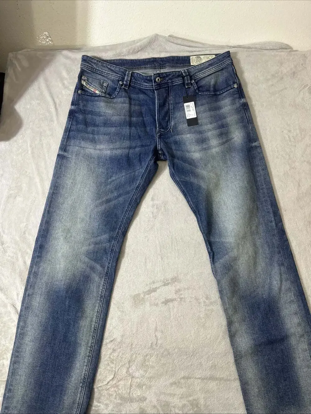 Diesel Larkee Men’s Jeans 36x32 Regular Straight Leg Blue Wash Denim NWT
